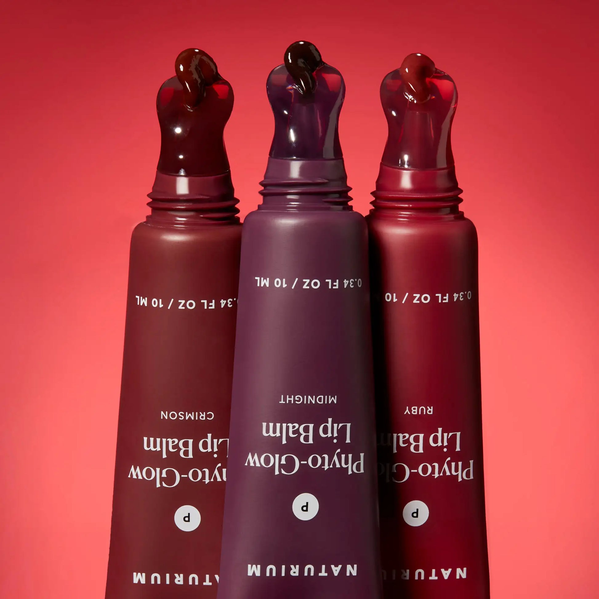 phyto-glow-lip-balm-crimson-d4 phytoglow-moody_6357-crop_1_e73a7054-8061-4f72-8a58-c0111f6fcffa.webp